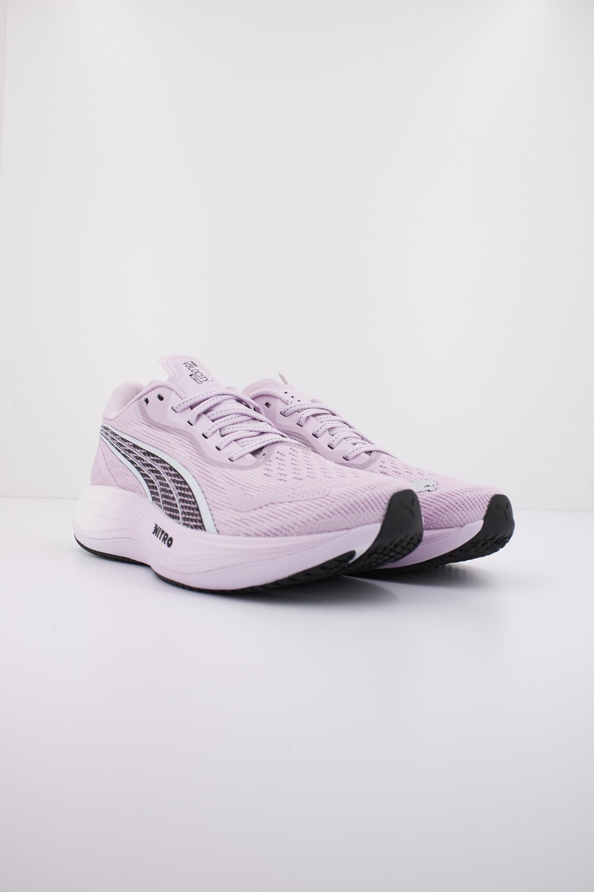 PUMA VELOCITY NITRO  RADIANT en color ROSA  (2)