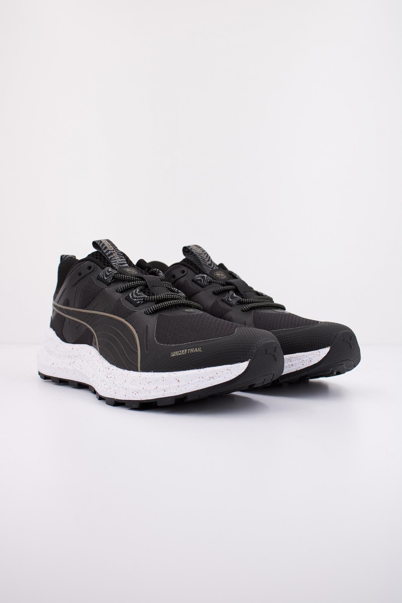 PUMA REFLECT LITE TRAIL en color NEGRO  (2)