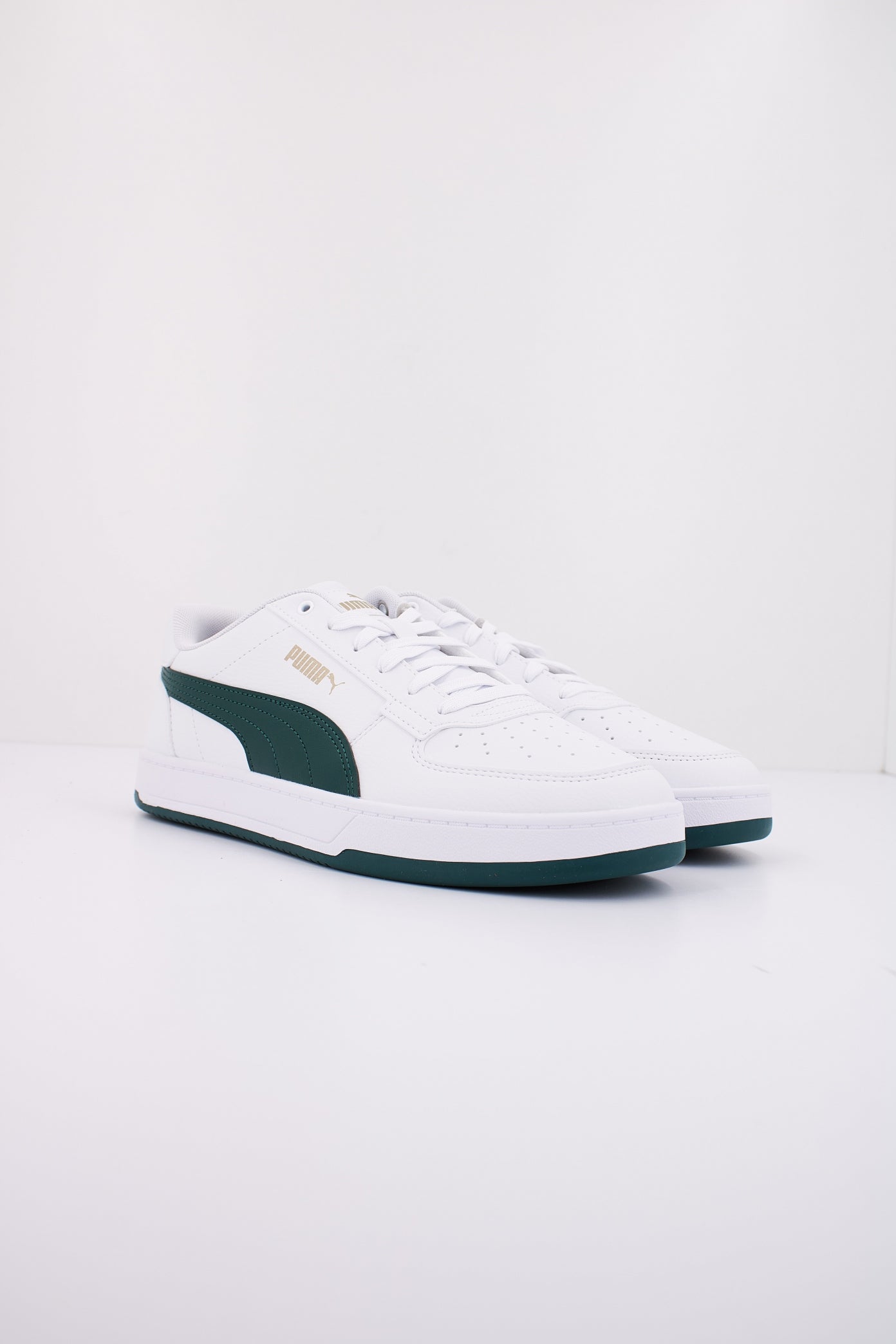 PUMA PUMA CAVEN . en color BLANCO  (2)