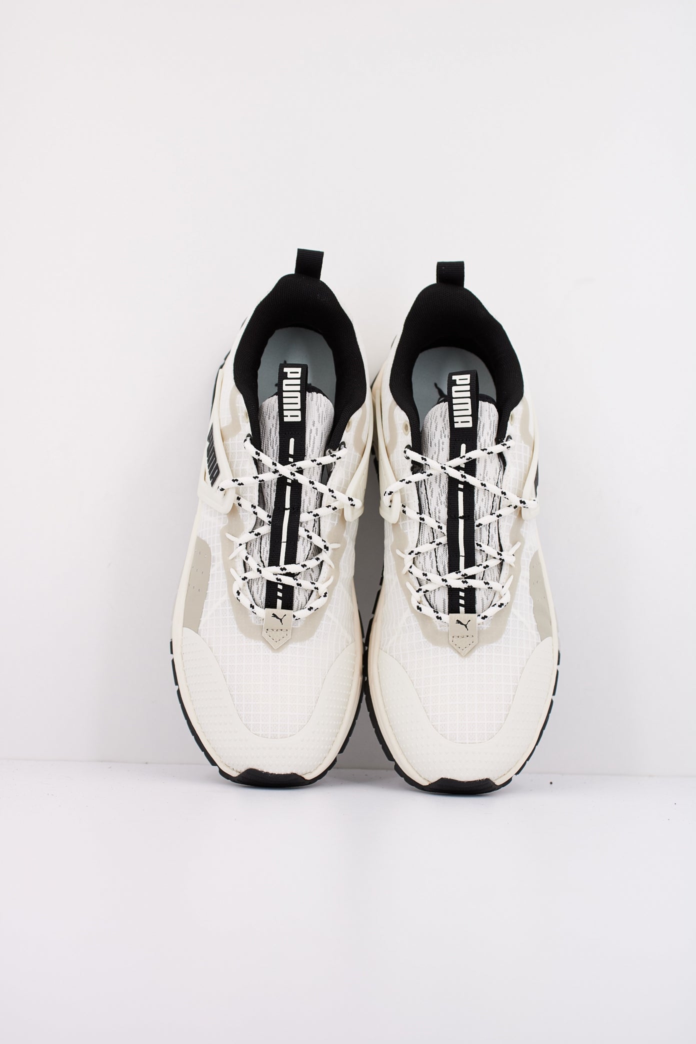 PUMA PACER + TRAIL en color BLANCO  (3)