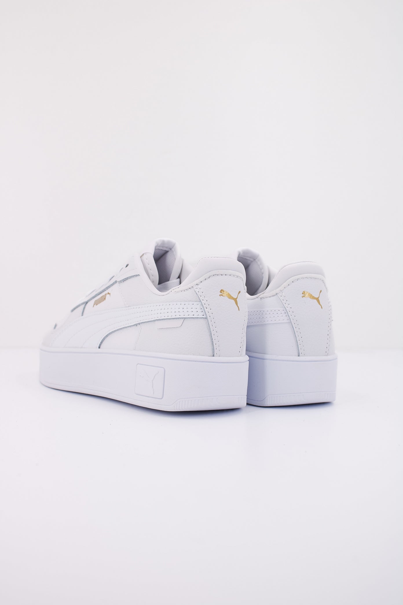 PUMA CARINA STREET JR en color BLANCO  (4)