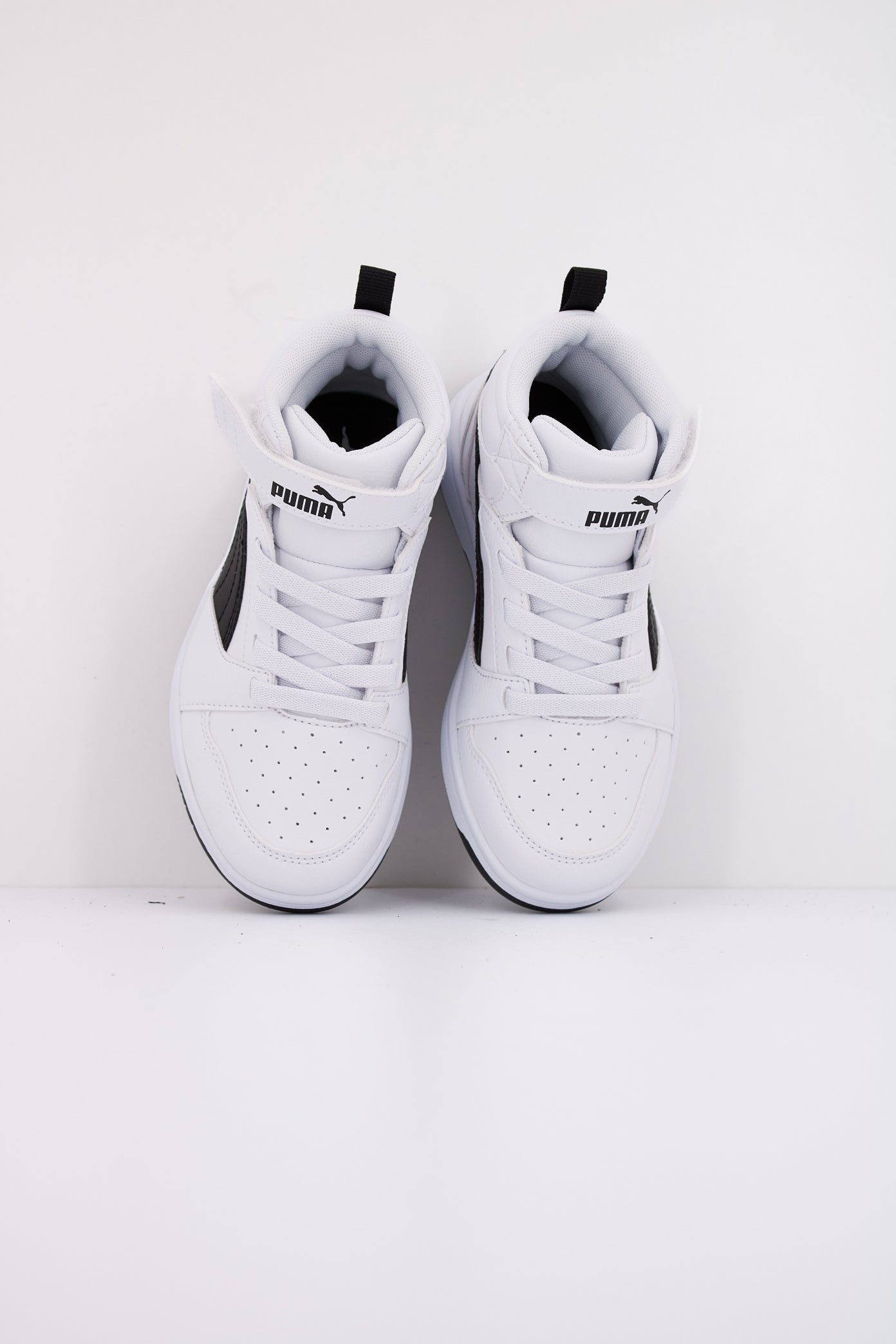 PUMA REBOUND V MID AC+ PS en color BLANCO  (3)