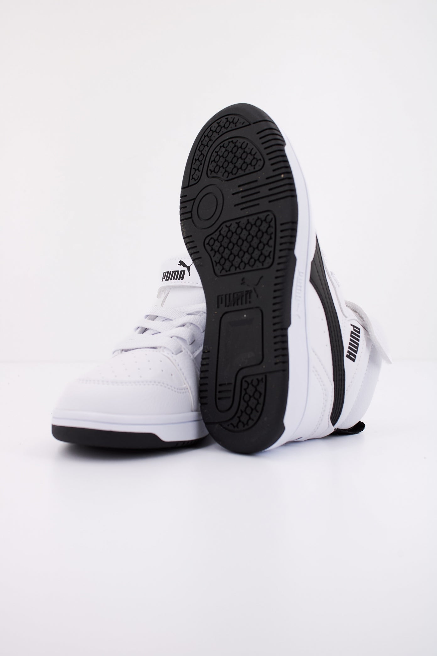 PUMA REBOUND V MID AC+ PS en color BLANCO  (5)