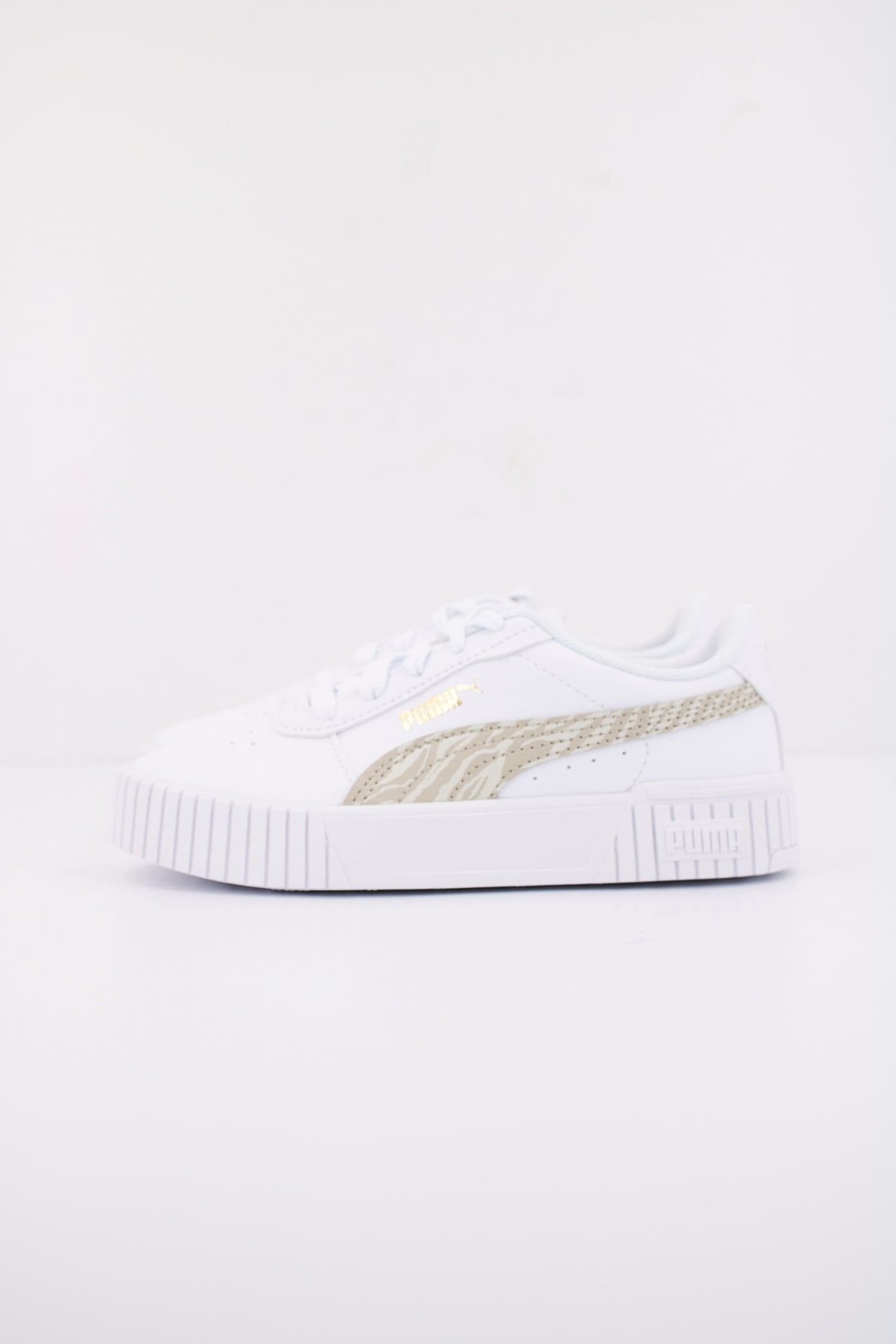 PUMA  CARINA . ZEBRA PS en color BLANCO  (1)