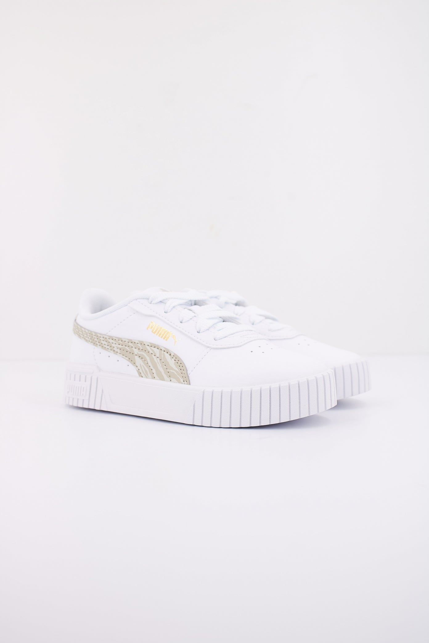 PUMA  CARINA . ZEBRA PS en color BLANCO  (2)