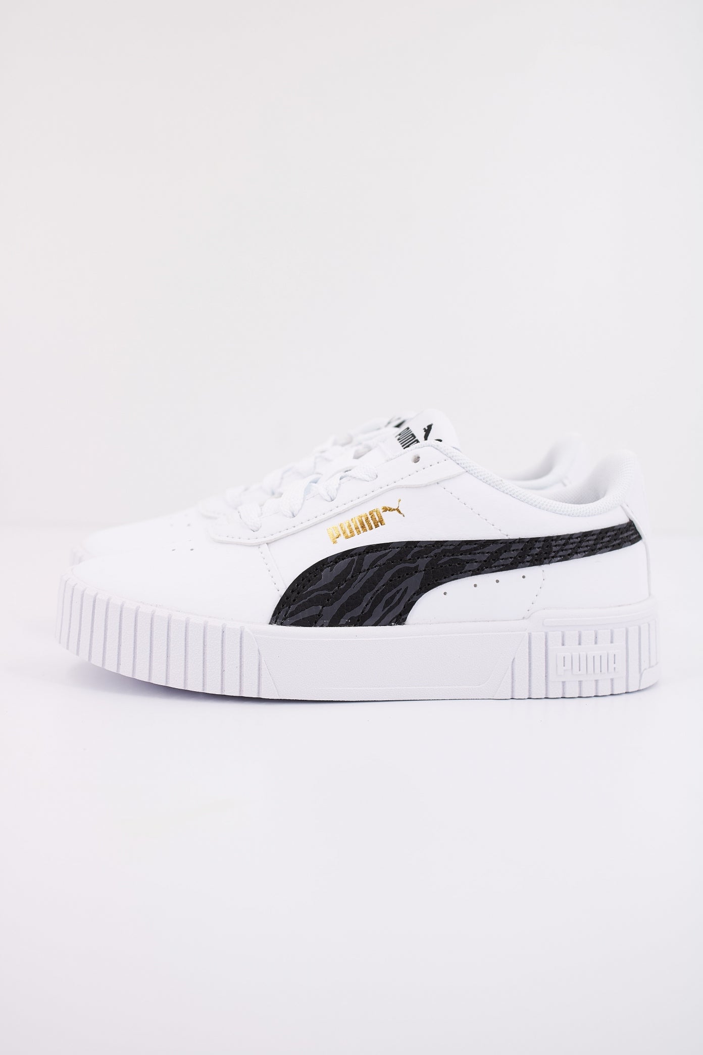 PUMA CARINA . ZEBRA PS en color BLANCO  (1)