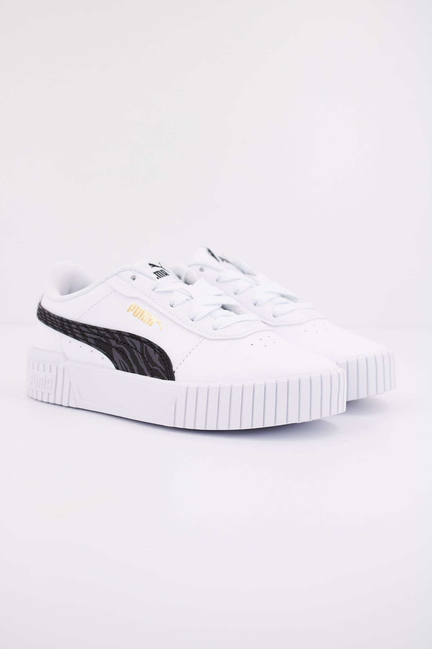 PUMA CARINA . ZEBRA PS en color BLANCO  (2)