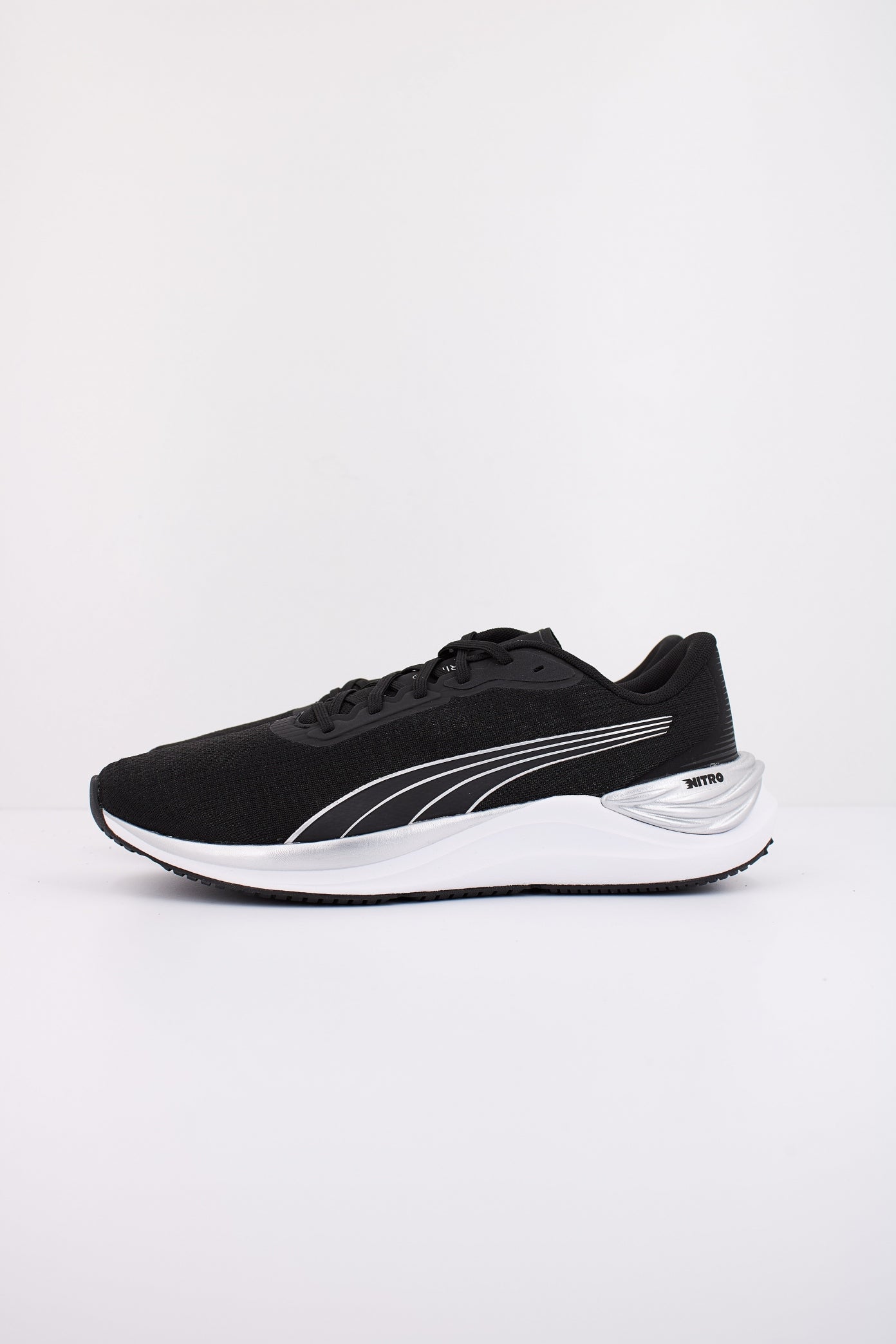 PUMA ELECTRIFY NITRO  en color NEGRO  (1)