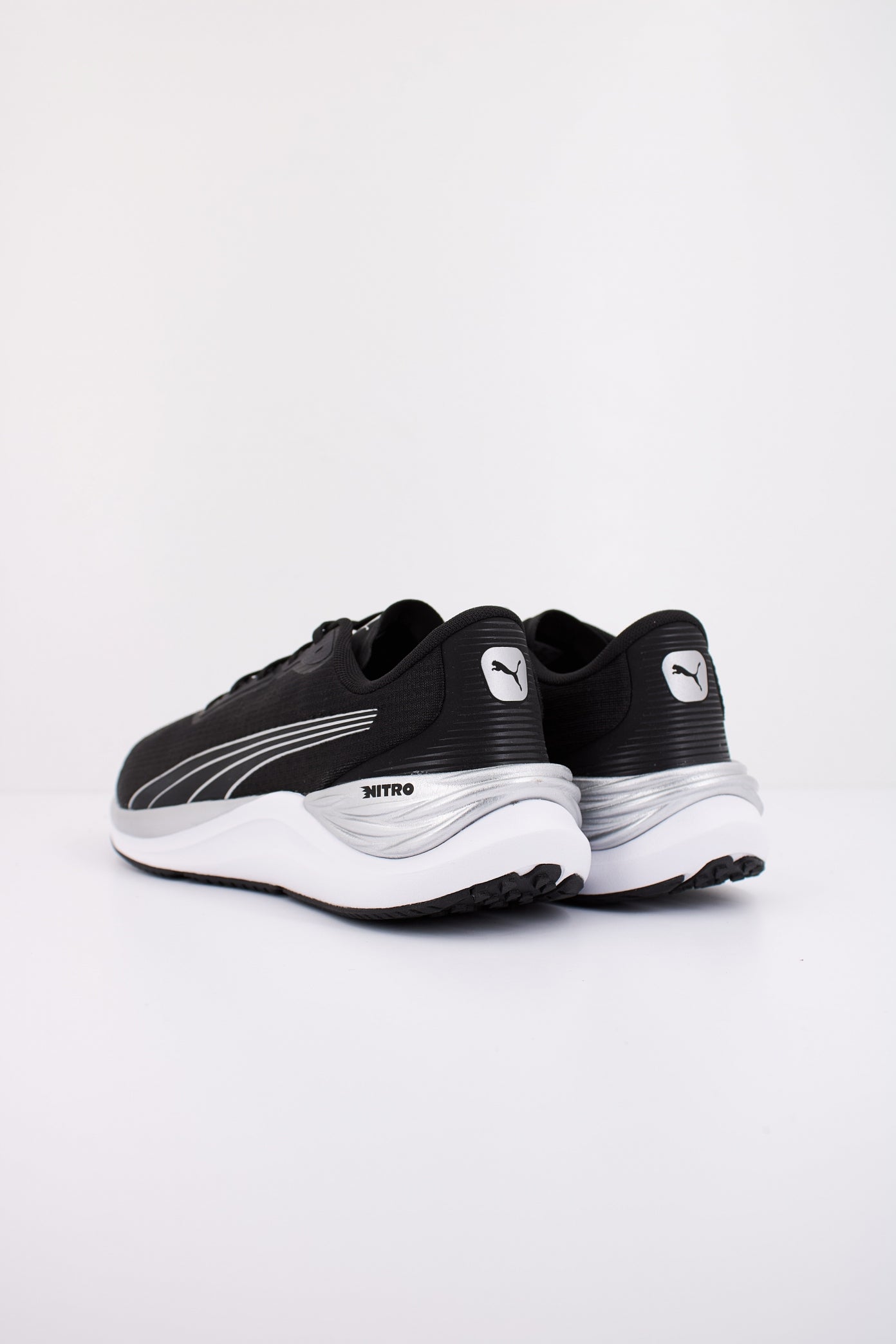 PUMA ELECTRIFY NITRO  en color NEGRO  (4)