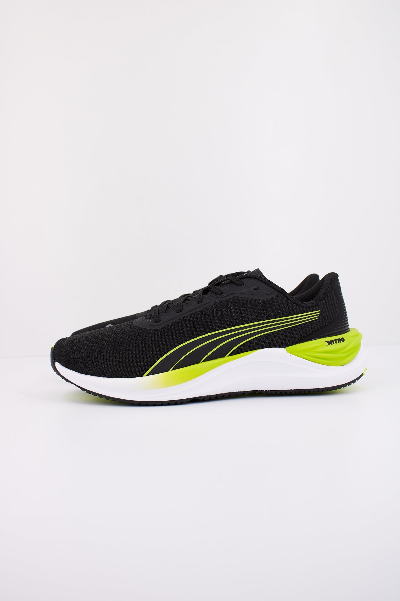 PUMA  ELECTRIFY NITRO  en color NEGRO  (1)