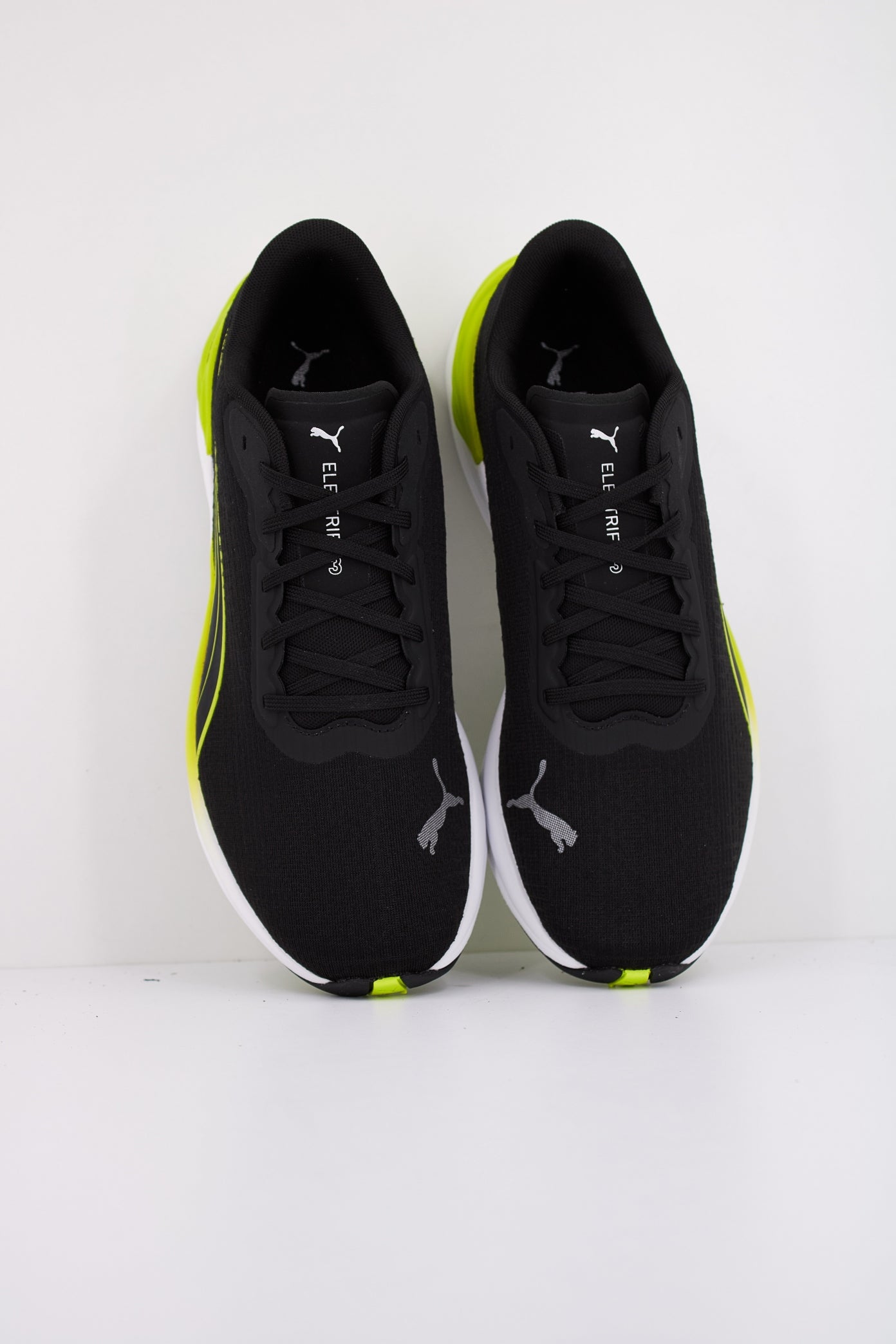 PUMA  ELECTRIFY NITRO  en color NEGRO  (3)