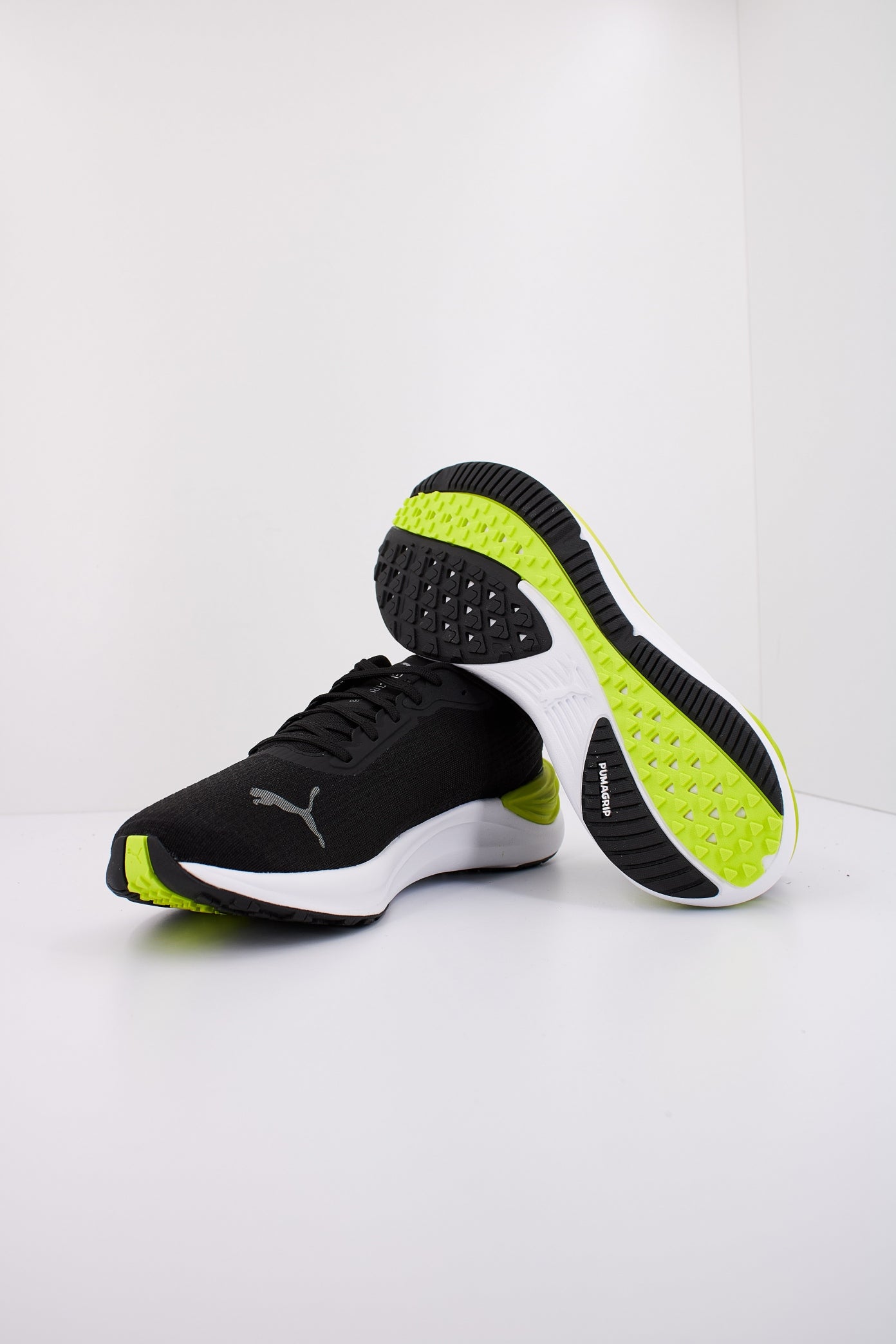 PUMA  ELECTRIFY NITRO  en color NEGRO  (5)