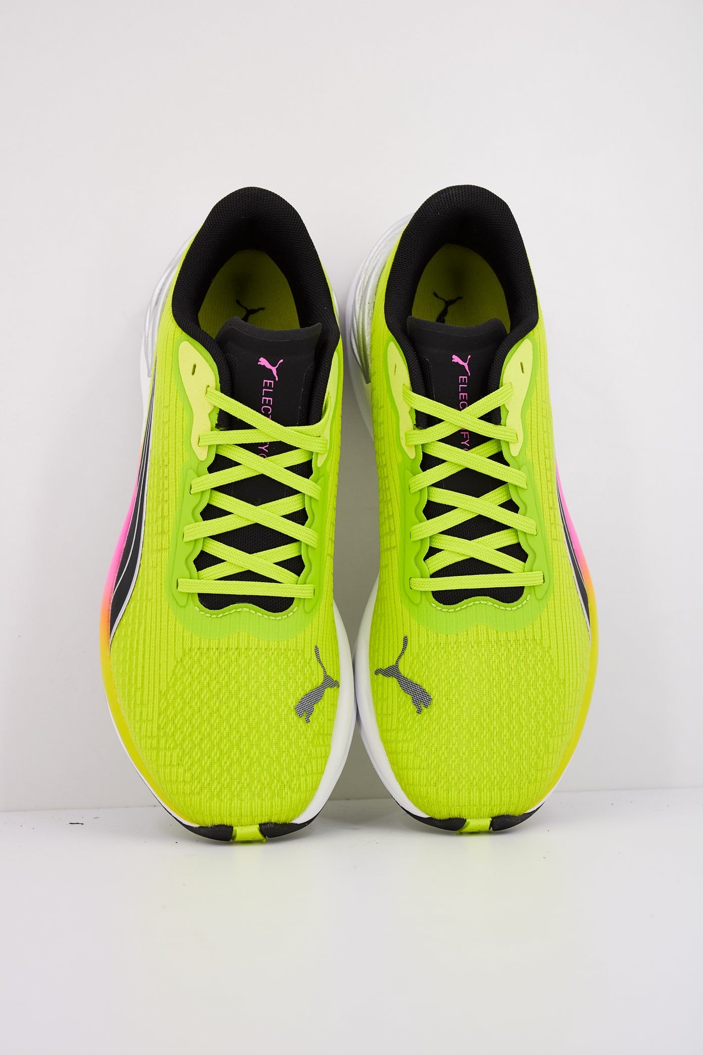 PUMA ELECTRIFY NITRO  WNS en color VERDE  (3)