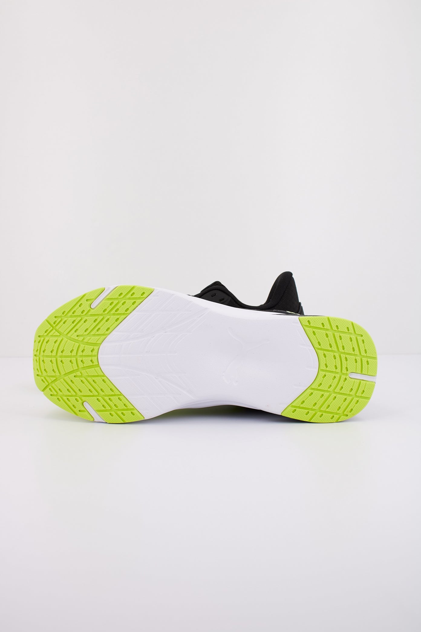 PUMA DISPERSE XT  NEO FORCE en color VERDE  (5)