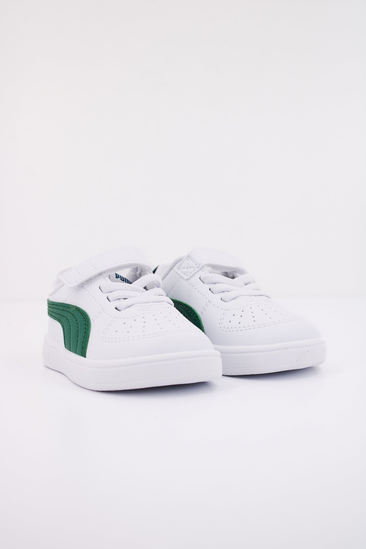 PUMA RICKIE AC+ INF en color BLANCO  (2)