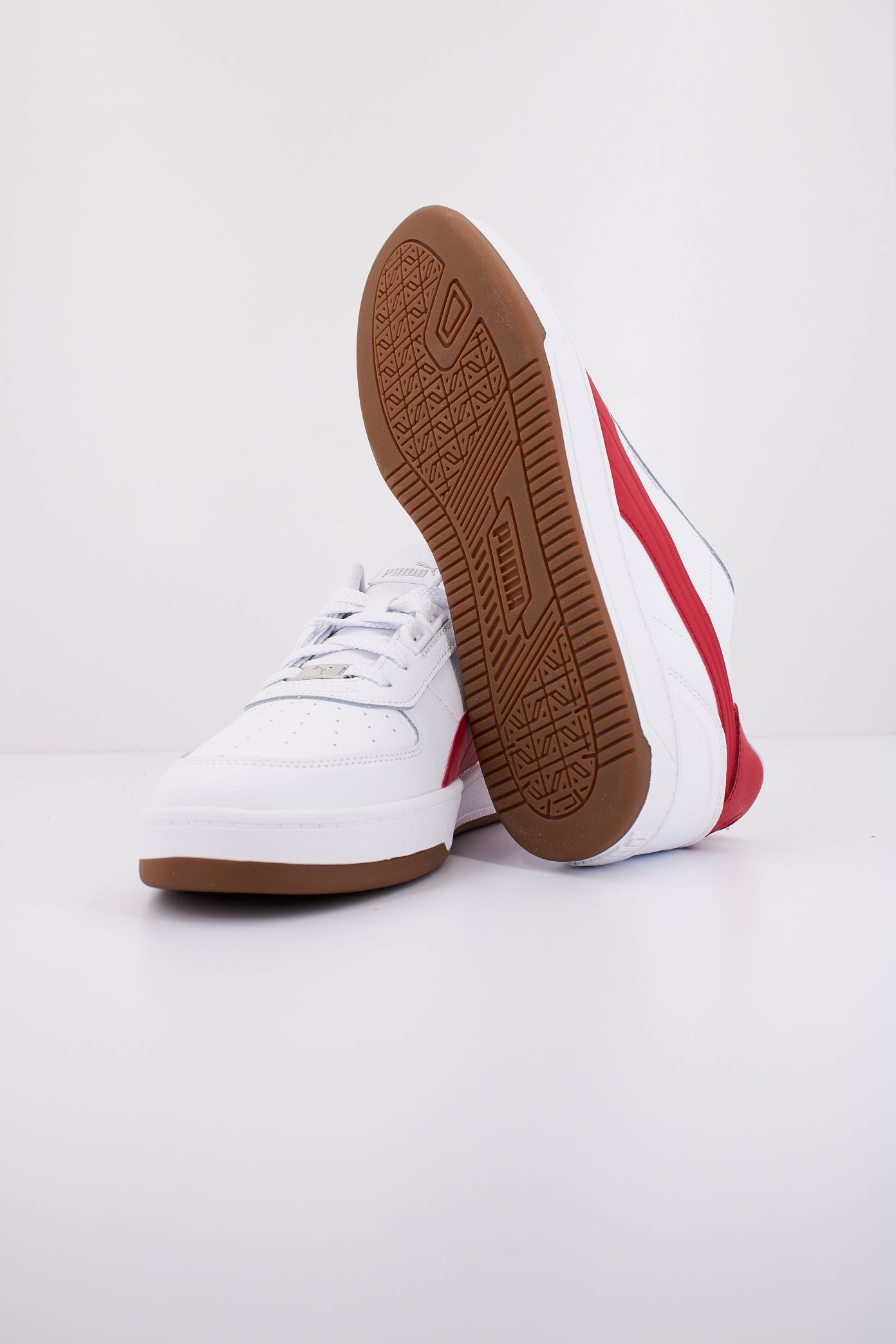 PUMA CAVEN . LUX en color BLANCO  (5)