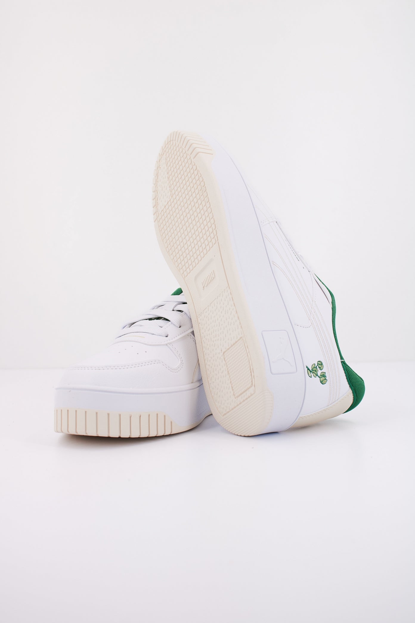 PUMA CARINA STREET BLOSSOM en color BLANCO  (5)