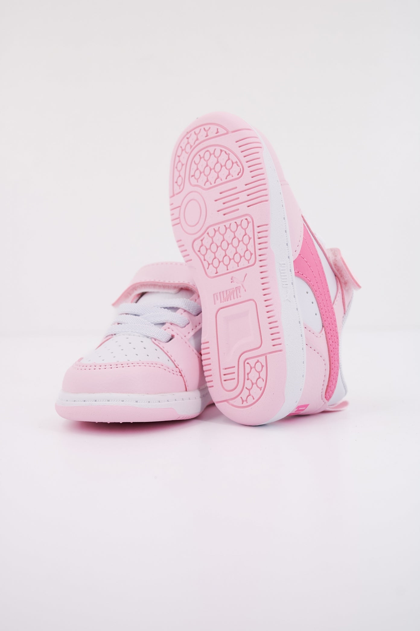 PUMA REBOUND V LO AC+ INF en color ROSA  (5)