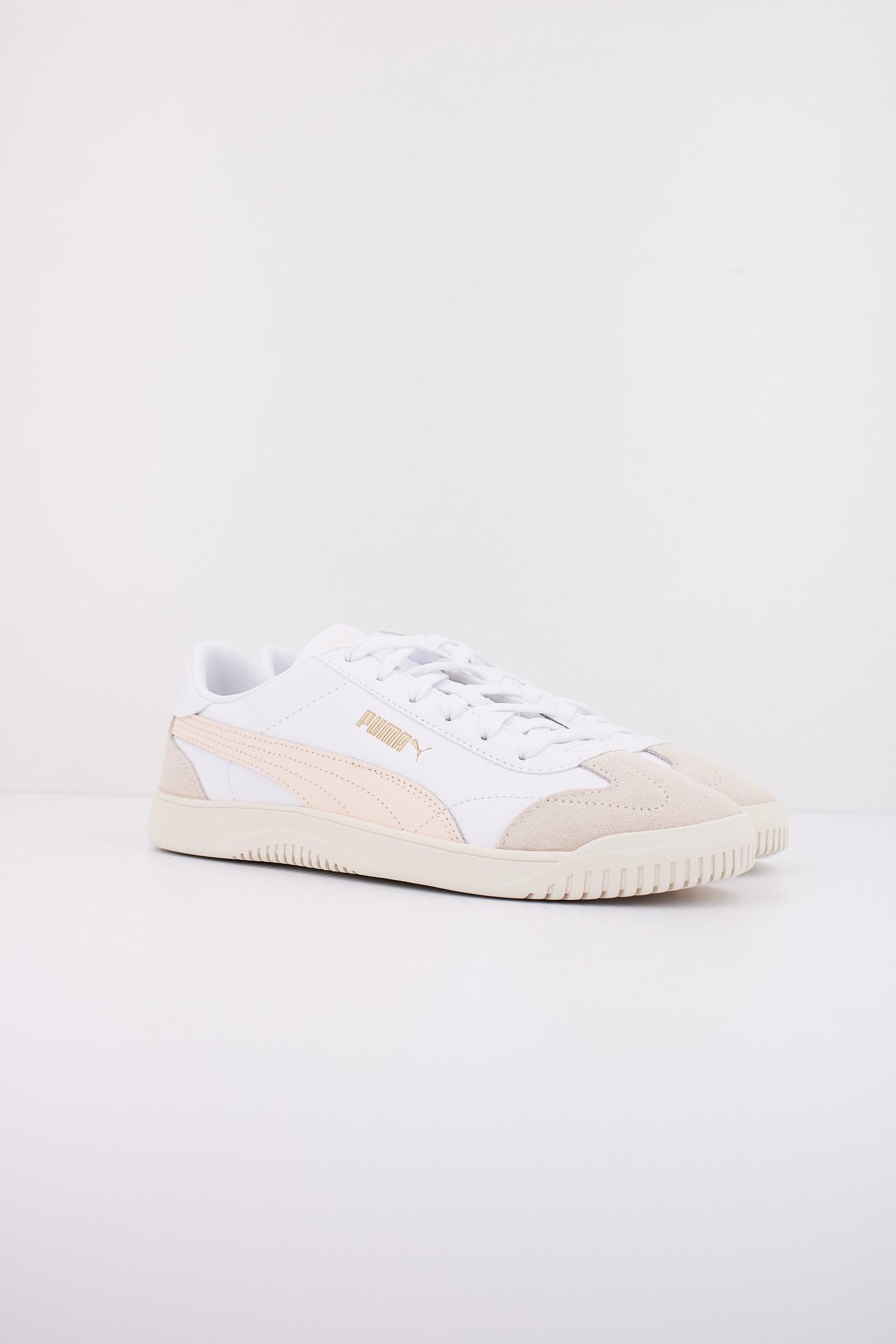 PUMA PUMA CLUB V SD en color BLANCO  (2)