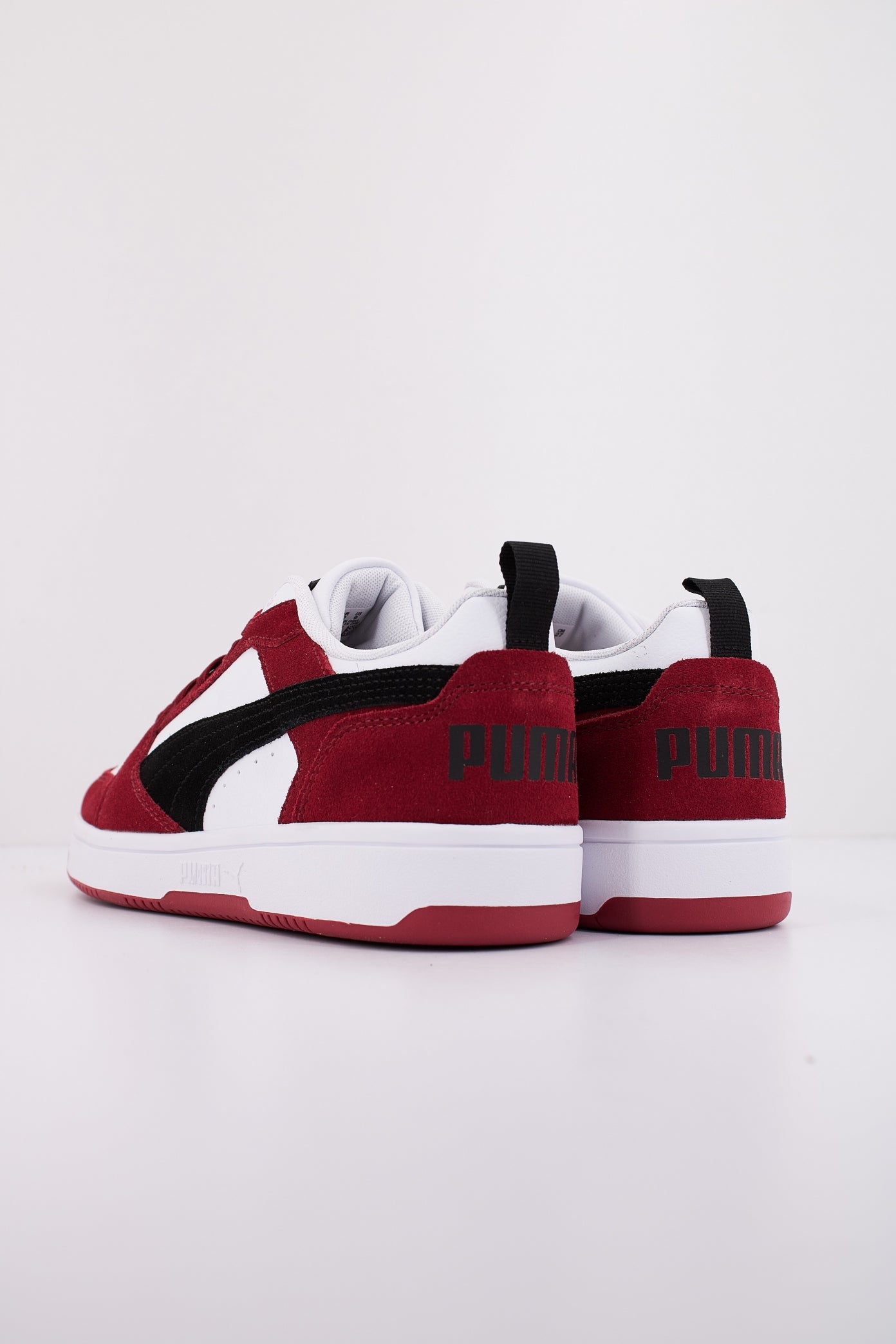 PUMA REBOUND V LOW SD en color ROJO  (4)