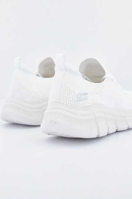 SKECHERS BOBS B FLEX - COLOR CONNEC en color BLANCO  (3)