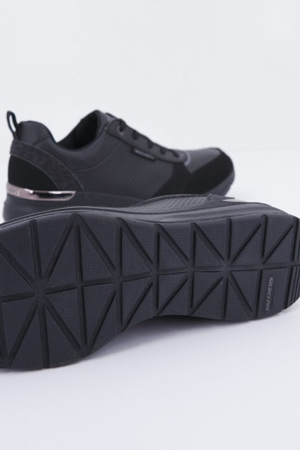 SKECHERS BILLION SUBTLE SPOTS en color NEGRO  (4)