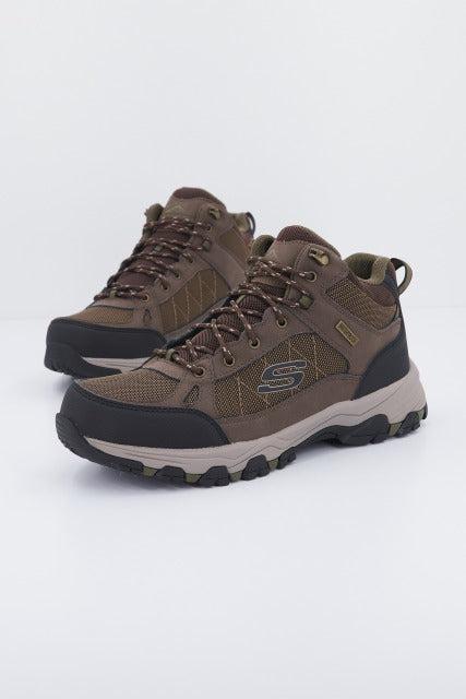 SKECHERS SELMEN MELANO en color MARRON  (1)