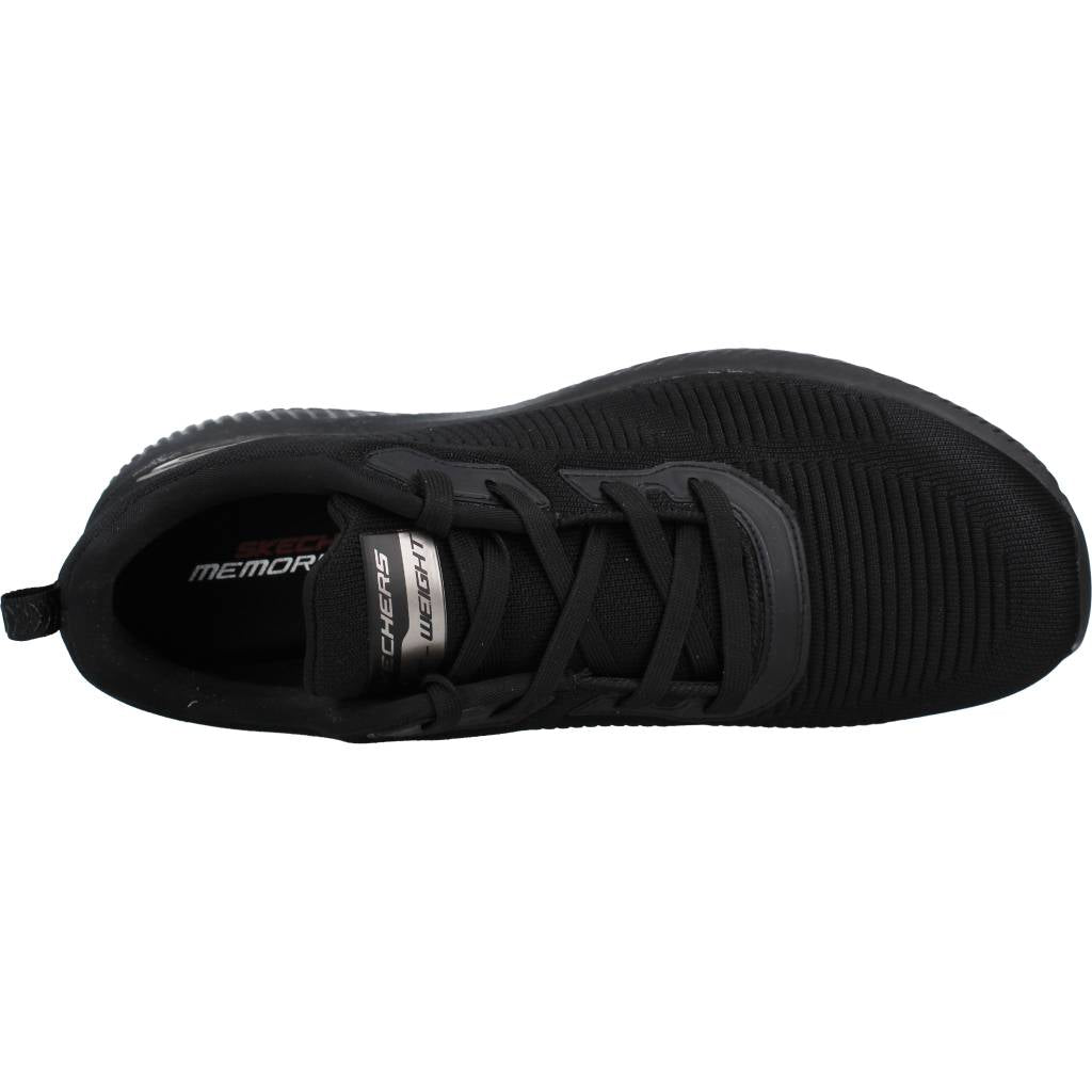 SKECHERS SQUAD en color NEGRO  (7)