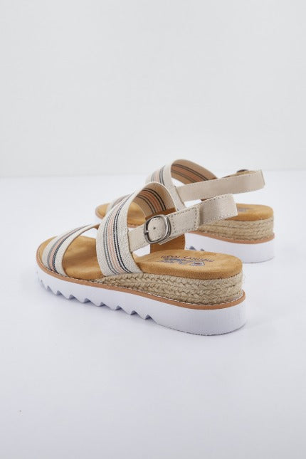 SKECHERS  DESERT KISS H en color BEIS  (3)