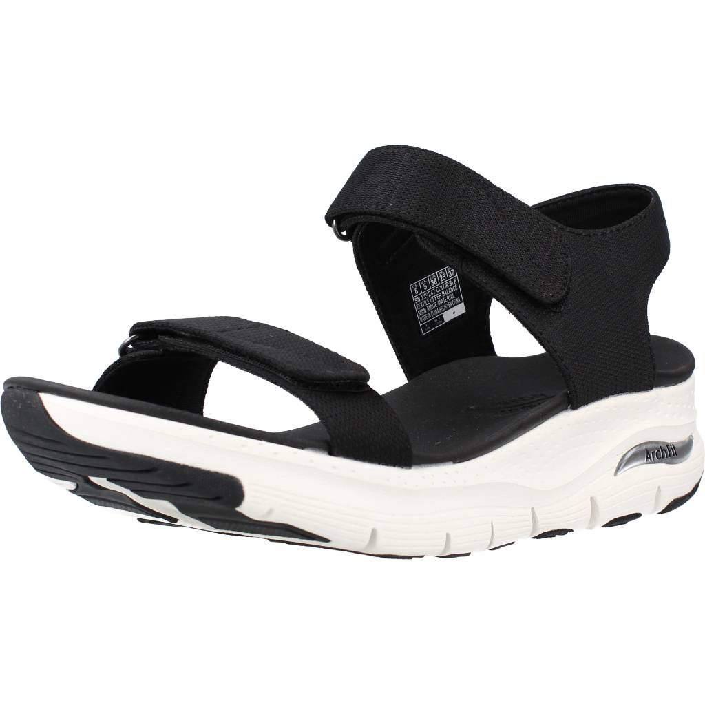 SKECHERS ARCH FIT TOURISTY en color NEGRO  (1)