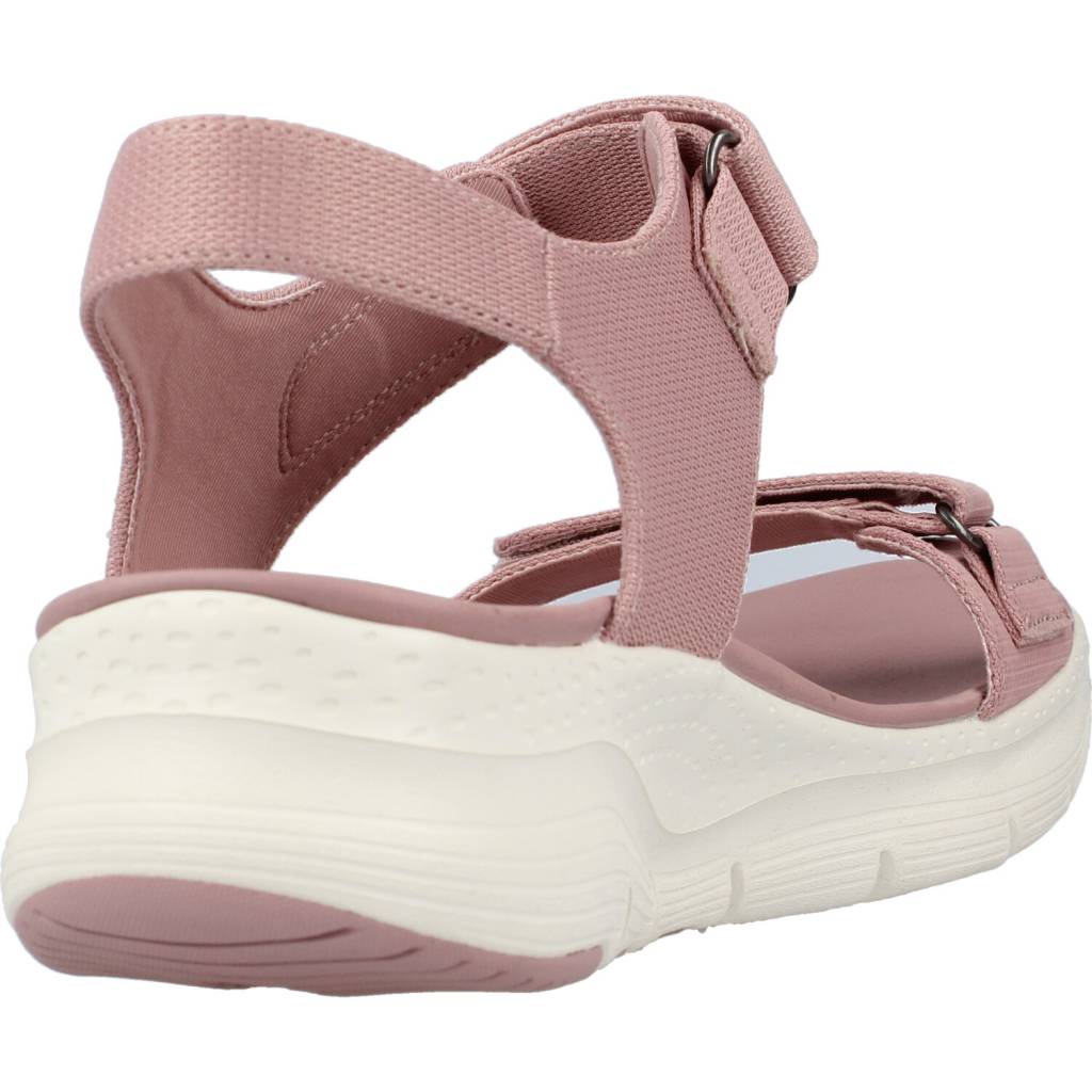 SKECHERS  ARCH FIT en color ROSA  (3)