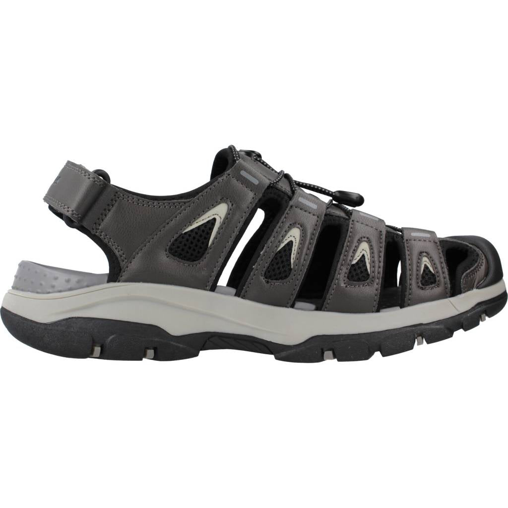 SKECHERS TRESMEN en color GRIS  (4)