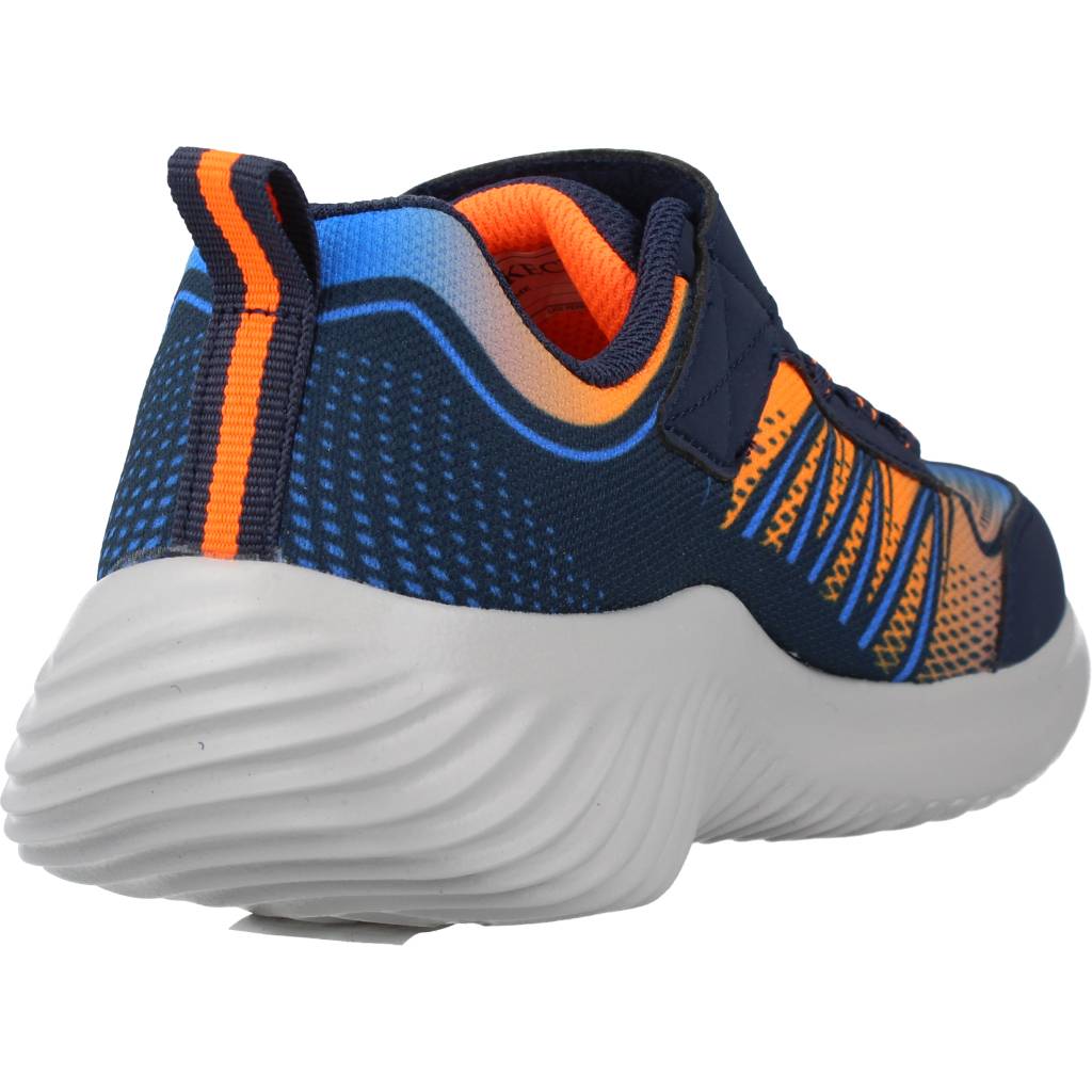 SKECHERS ZATIC en color AZUL  (3)