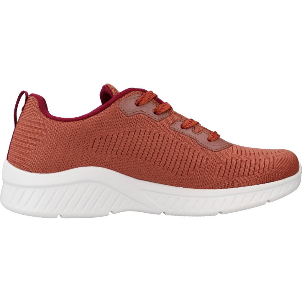 SKECHERS  BOBS SQUAD CHAOS AIR en color MARRON  (4)