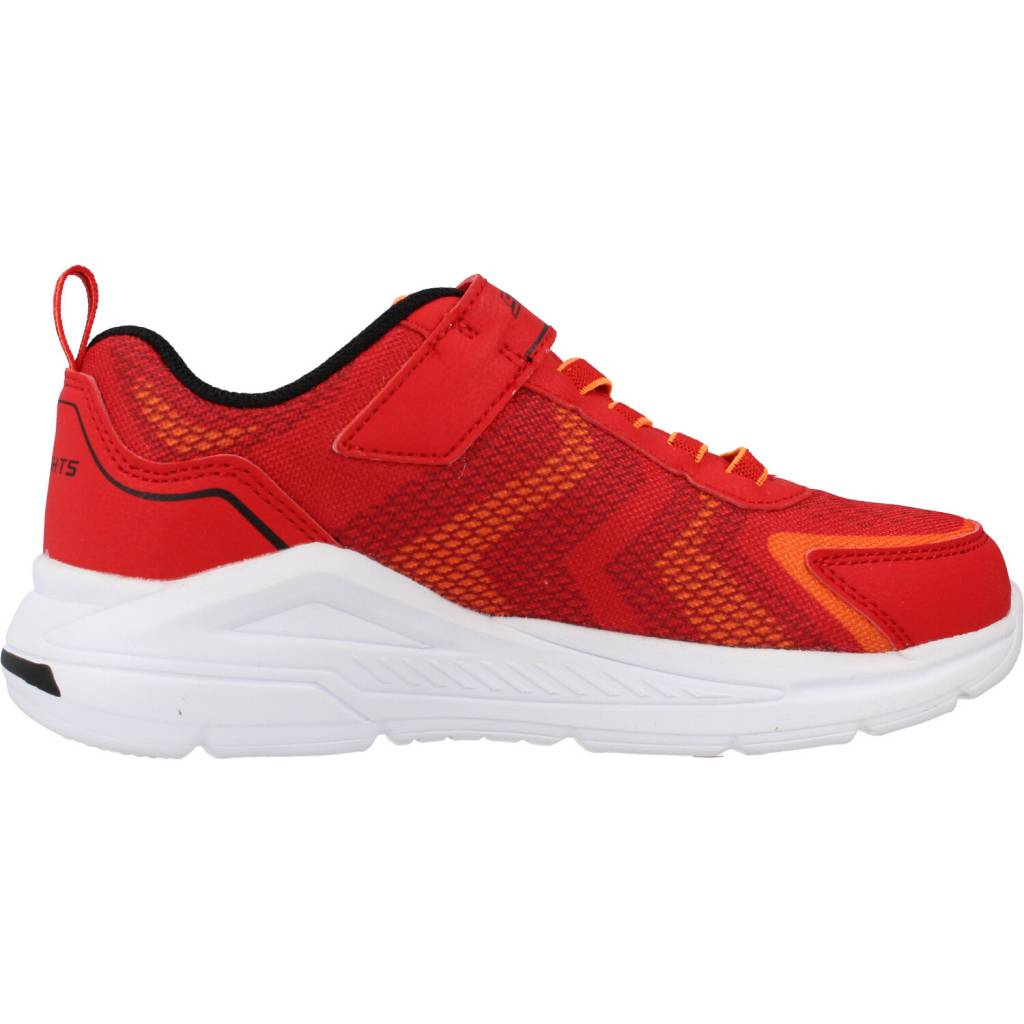 SKECHERS TRI-NAMICS en color ROJO  (4)