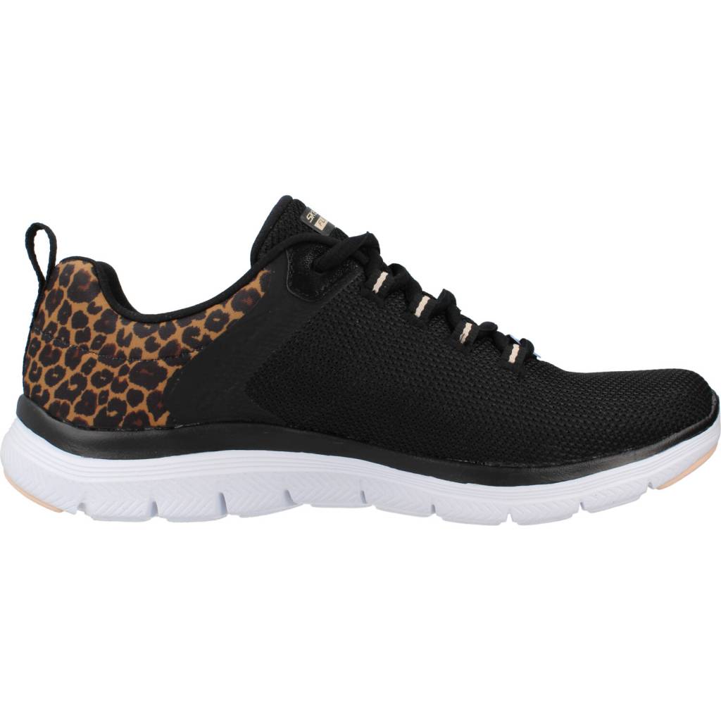 SKECHERS S en color NEGRO  (4)