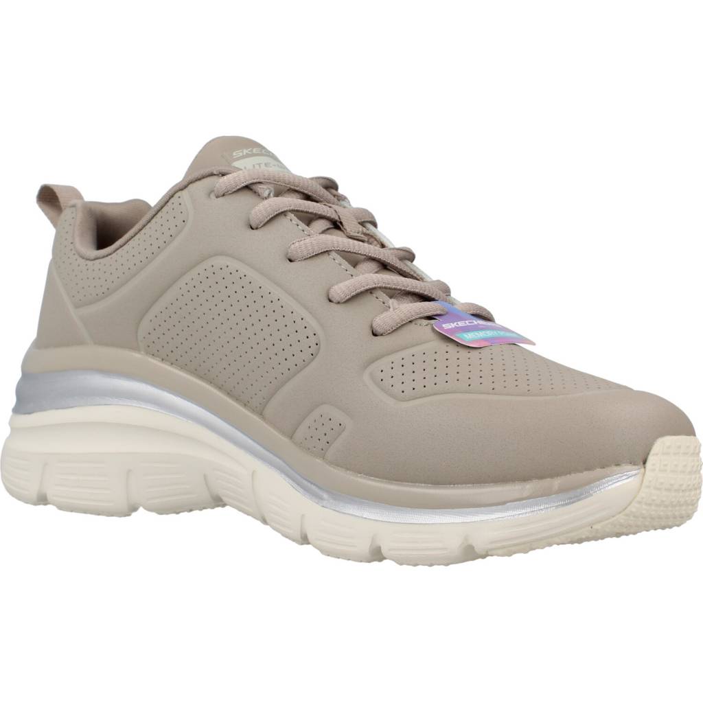 SKECHERS S en color MARRON CLARO  (5)