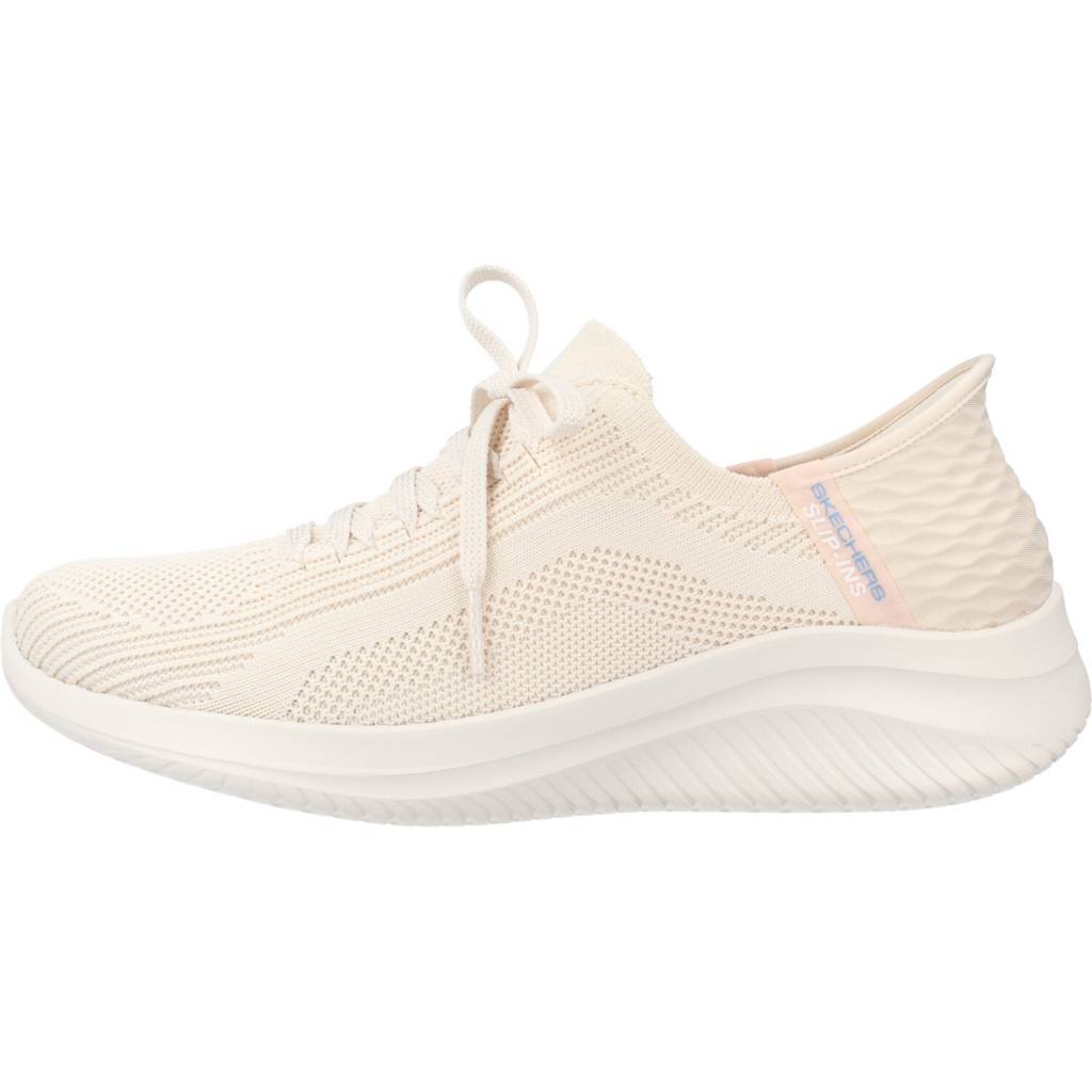 SKECHERS SLIP-INS: ULTRA FLEX . TONAL STRETC en color BEIS  (2)