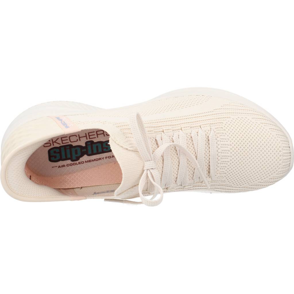 SKECHERS SLIP-INS: ULTRA FLEX . TONAL STRETC en color BEIS  (7)