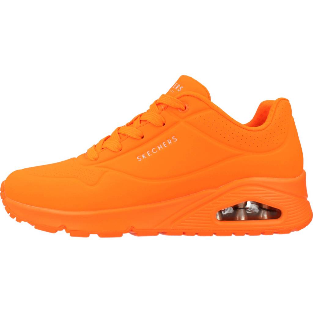 SKECHERS UNO en color NARANJA  (2)