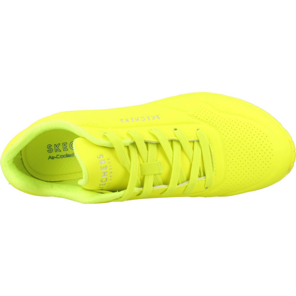 SKECHERS  UNO en color AMARILLO  (7)