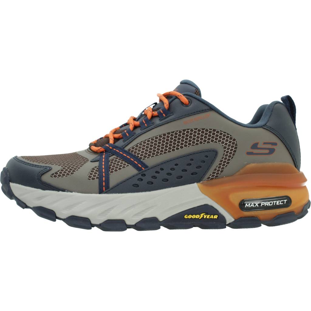 SKECHERS MAX PROTECT en color AZUL  (2)