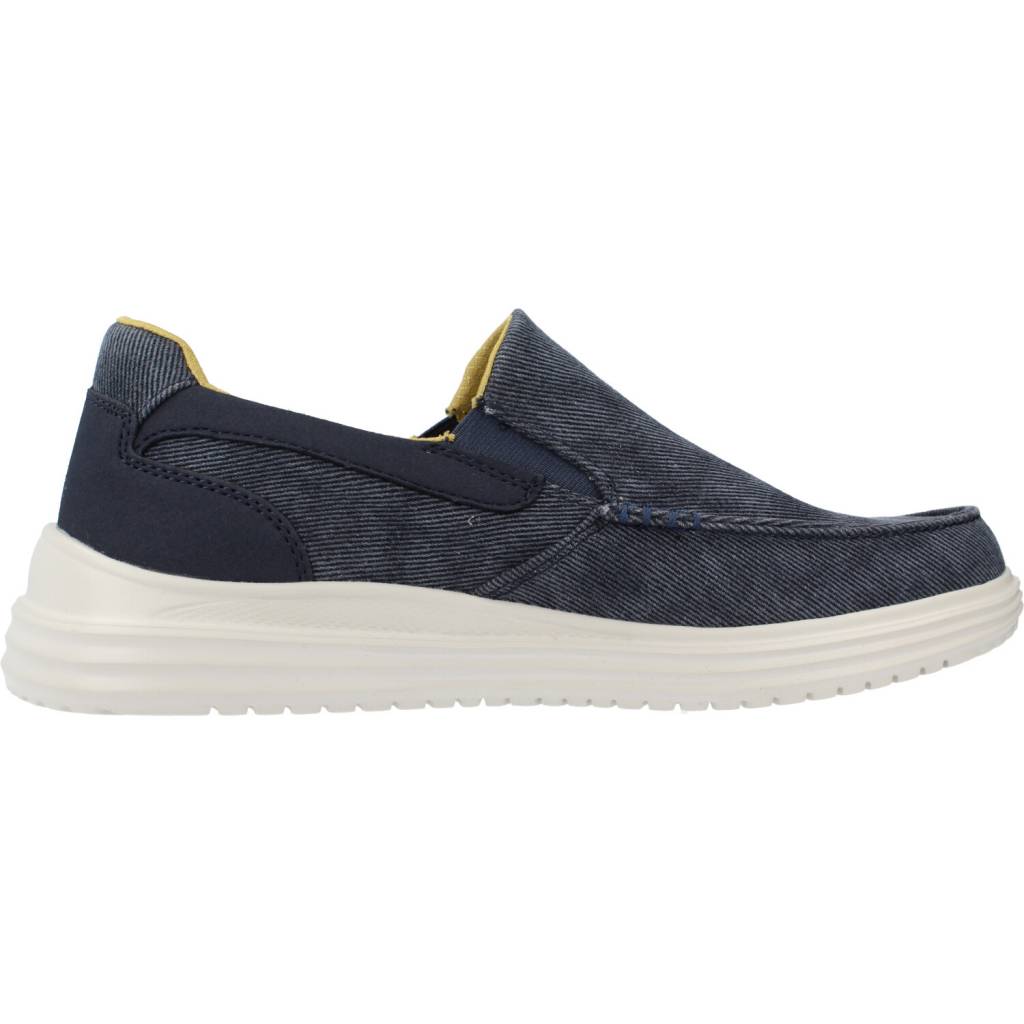 SKECHERS  PROVEN - MOC en color AZUL  (4)