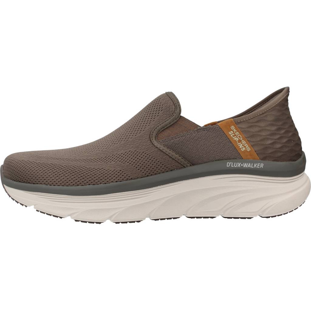 SKECHERS SLIP-INS RF: D'LUX WALKER en color MARRON  (2)