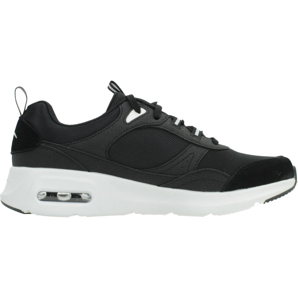 SKECHERS  SKECH-AIR COURT en color NEGRO  (4)