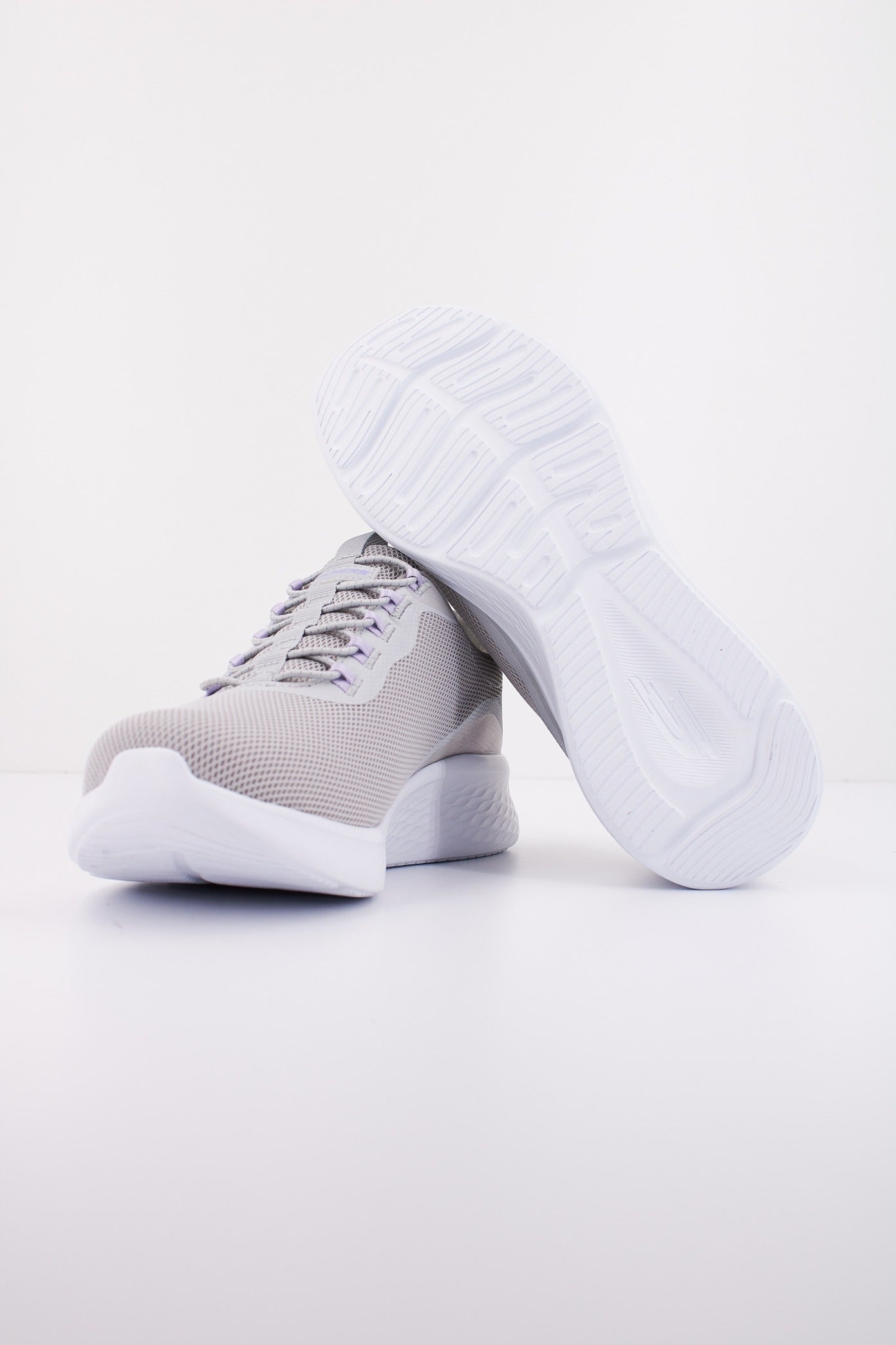 SKECHERS VAPORE FOAM en color GRIS  (4)