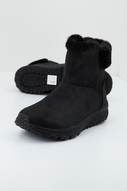 SKECHERS ESCAPE PLAN - COZY COLLAB en color NEGRO  (3)