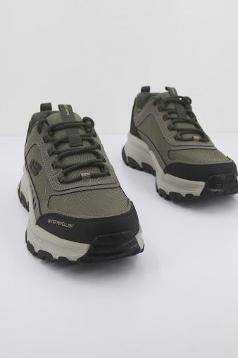 SKECHERS D'LUX TREKKER en color VERDE  (2)