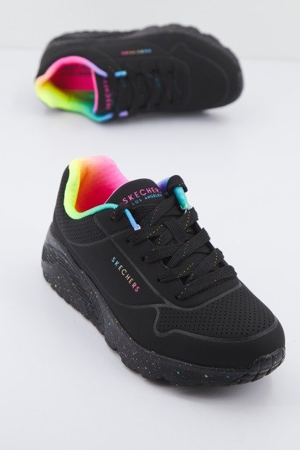 SKECHERS UNO LITE en color NEGRO  (1)