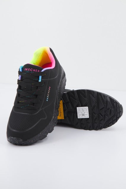 SKECHERS UNO LITE en color NEGRO  (3)